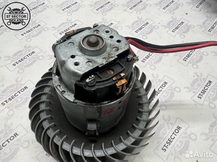 Моторчик печки (отопителя) Audi a6c6