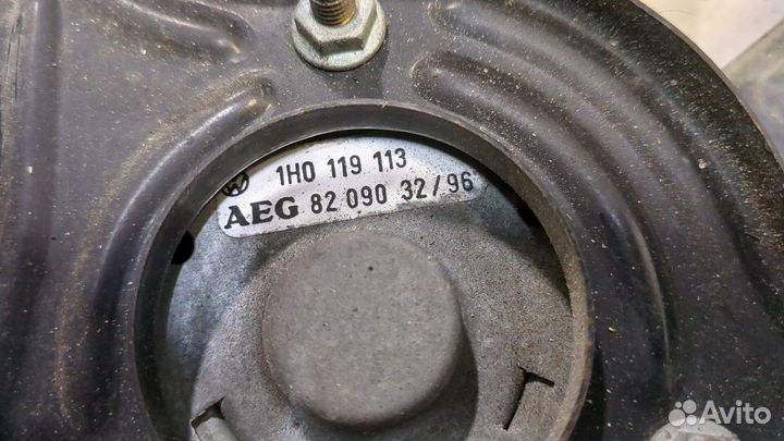 Вентилятор радиатора Volkswagen Passat 4, 1996