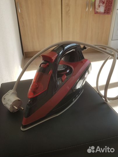 Утюг Eurostek 2600вт