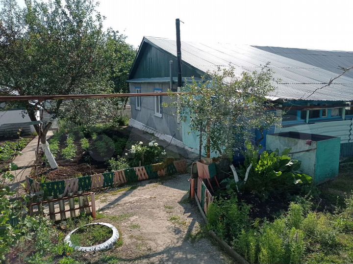 Дом 79,9 м² на участке 10 сот.