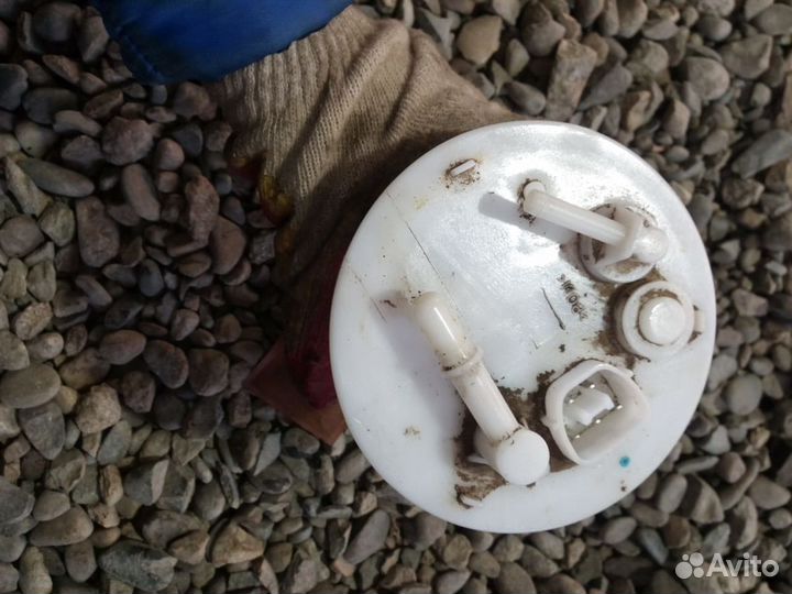 Бензонасос Mitsubishi Lancer 9