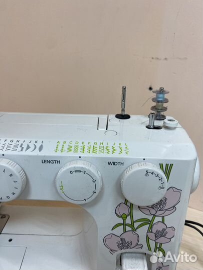 Швейная машина Janome Jasmin 25