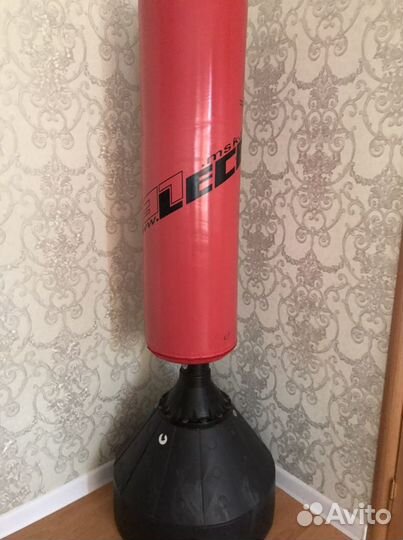 Боксерская груша напольная