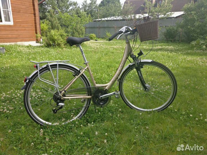 Женский велосипед Kellys Avenue 70