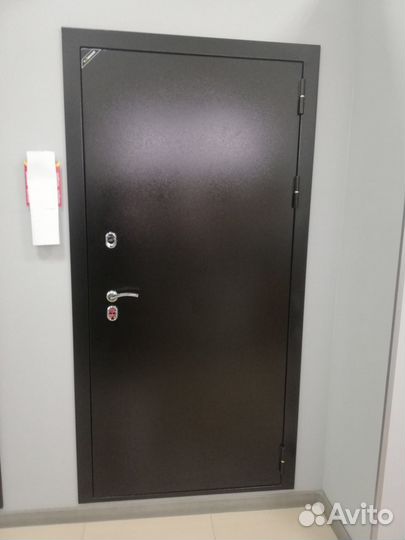 Дверь входная