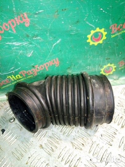 Патрубок воздушного фильтра Ford Mondeo 1 лифтбек