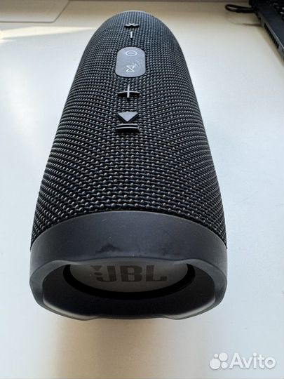 Колонка jbl charge 3