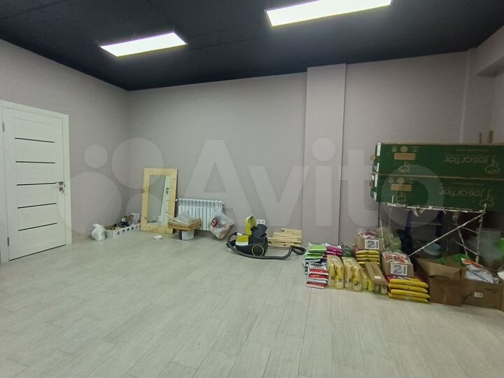 Торговая площадь, 92 м²