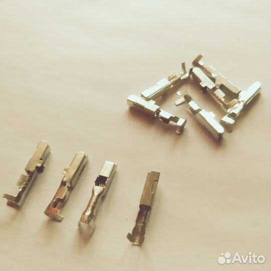 Пины toyota (10 шт.)