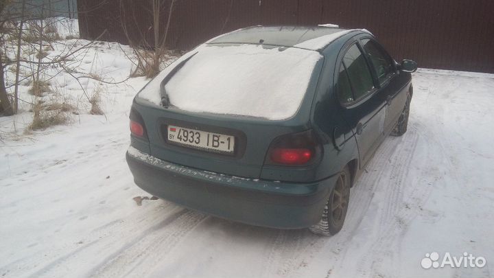 Детали Рено Меган 1998г