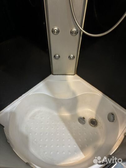 Душевая кабина 90х90 угловая