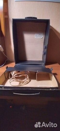 Продам кинопроектор Русь