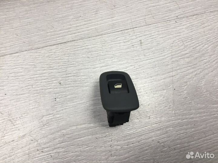 Блок управления стеклоподъемником передний правый