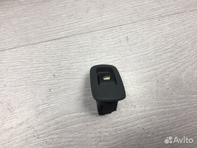 Блок управления стеклоподъемником передний правый