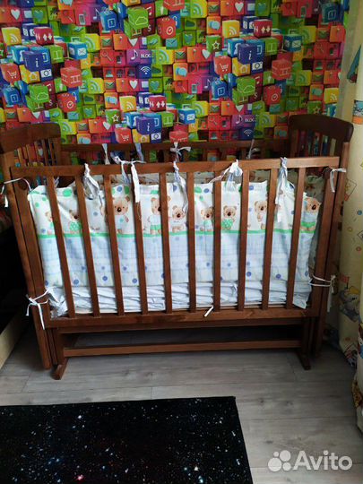 Кроватка детская