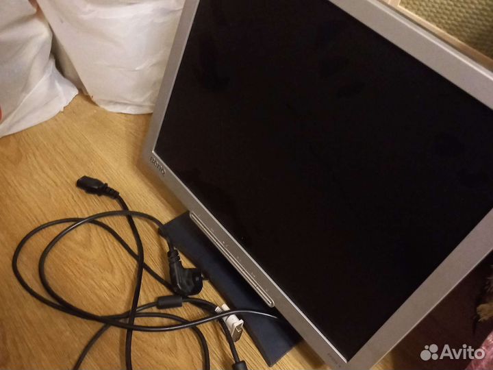 Монитор Samsung