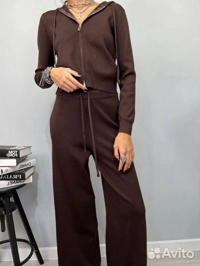 Кашемировый костюм женский