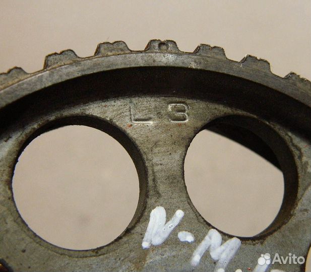 Шестерня распредвала левая Nissan Maxima J30 VG30