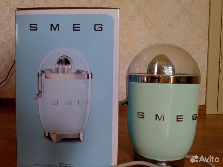 Соковыжималка для цитрусовых Smeg