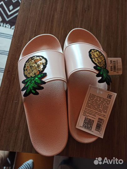 Шлепки женские