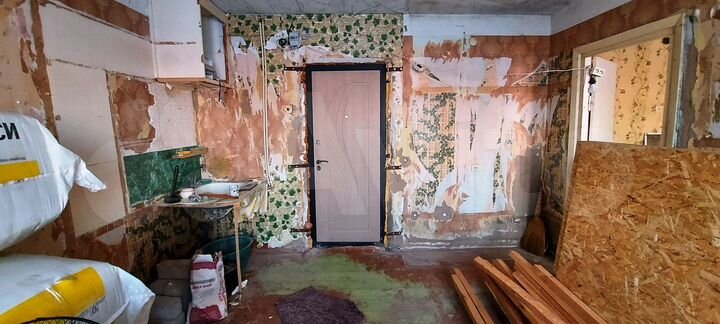 Комната 27 м² в 5-к., 5/5 эт.