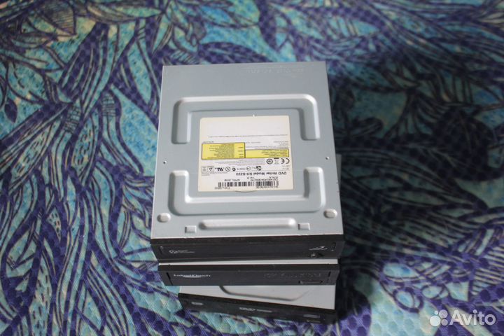 Дисководы CD/DVD R/RW SATA 4 штуки, цена за все