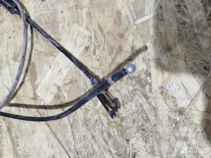 Трос капота Skoda Octavia a5