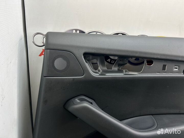 Дверная карта задняя Audi Q5 8R 2.0 CDN 2011