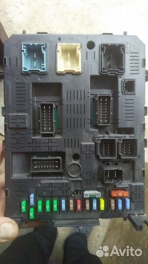 Пежо 308 Блок управления двигателем комплект