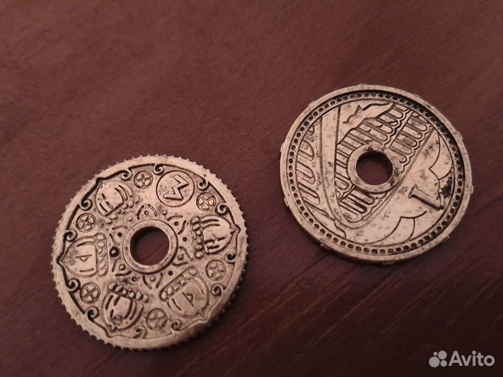 Монеты из Магнита и 5-ки