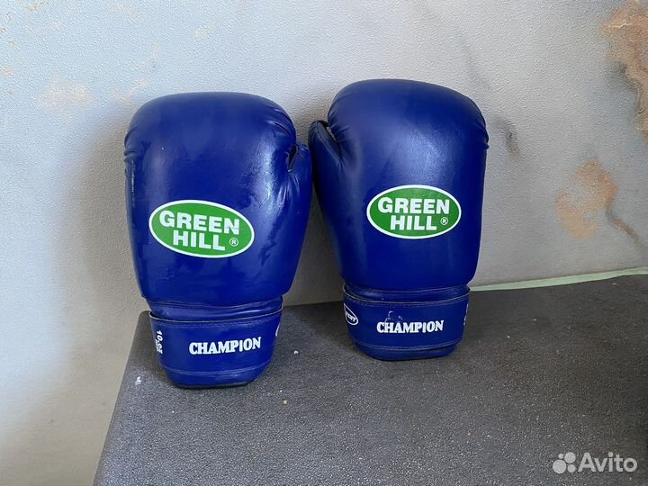 Боксерские перчатки Green Hill Champion