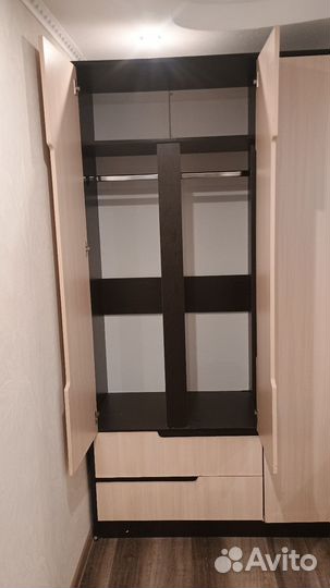 Шкаф распашной