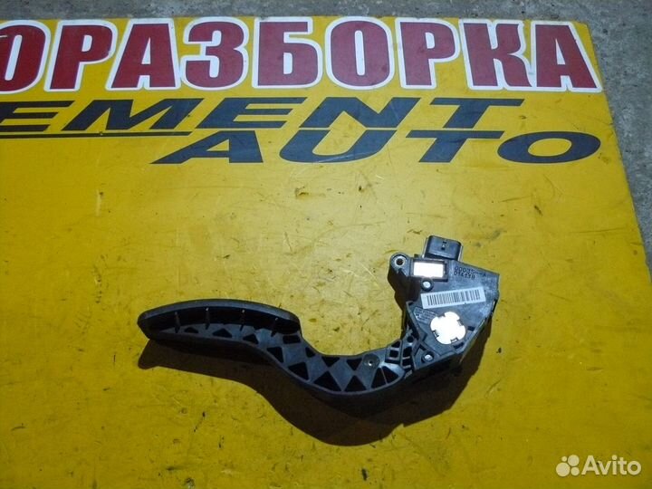 Педаль газа для Renault Fluence 2012г