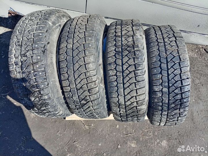 Колеса r15 в сборе (зима) BMW (E36)