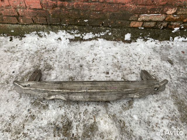 Усилитель переднего бампера Audi A6 C6