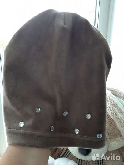 Женская шапка