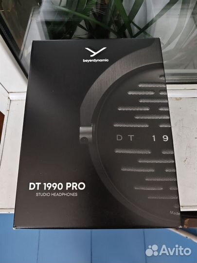Beyerdynamic DT 1990 PRO