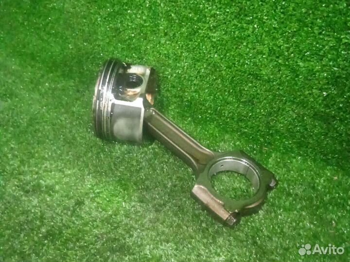 Шатун поршень Nissan MR20 Ниссан Х-Трейл MR20