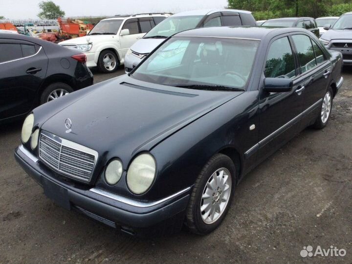 Авто на разбор Mercedes-Benz E-Class W210 112.941