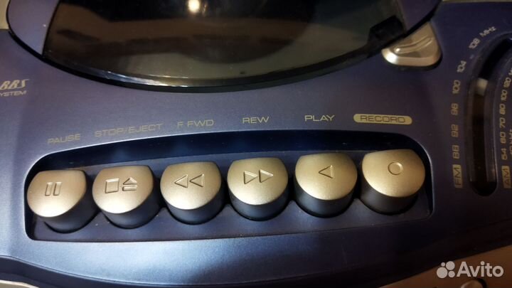 Кассетный магнитофон
