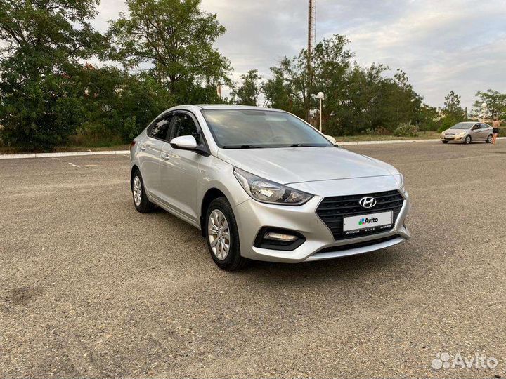 Hyundai Solaris 1.4 AT, 2018, 53 000 км