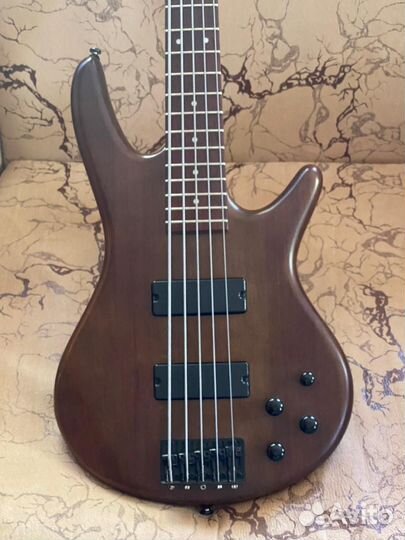 Бас гитара Ibanez GSR 205B 5 струн