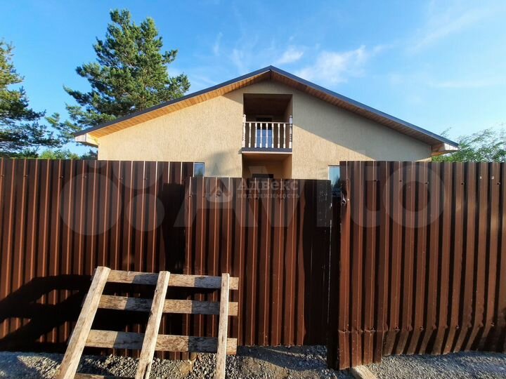 Дача 189,6 м² на участке 7,3 сот.