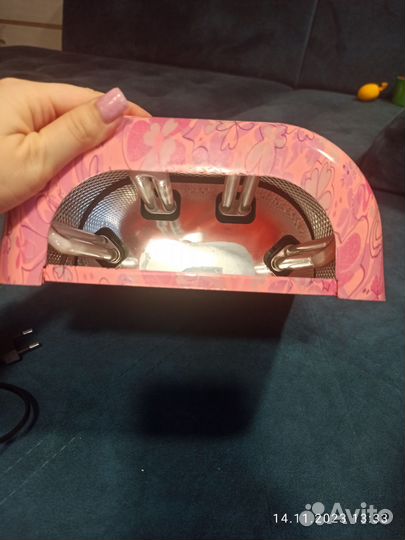 Лампа для ногтей бу