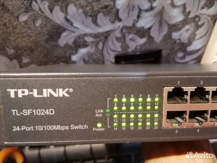 Poe коммутатор TP link 24 порта 100Mbps Switch