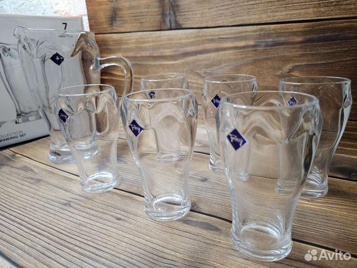 Графин со стаканами