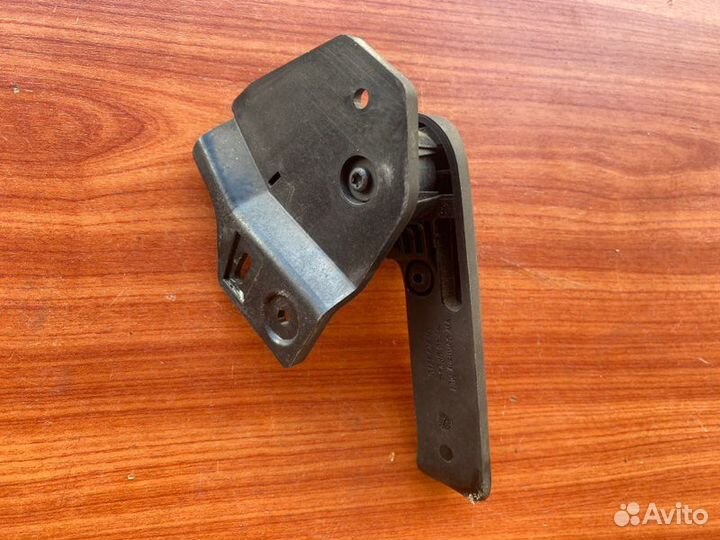 Ручка открывания капота Vw Transporter T5 AXD 2005