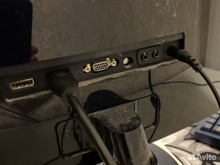 Монитор Samsung 27 изогнутый