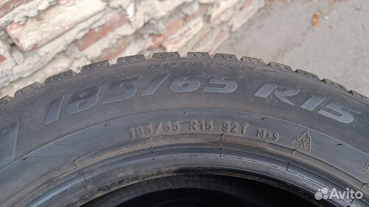 Pirelli Ice Zero 185/65 R15