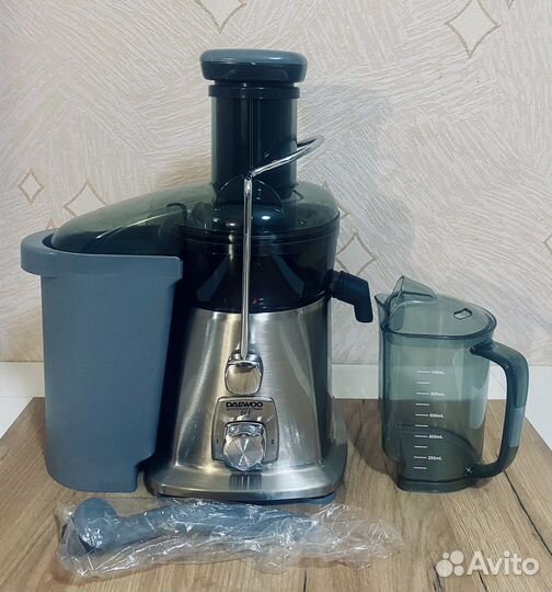 Продам Соковыжималку Daewoo